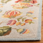 SAFAVIEH, Handmade Chelsea Jurendine French Country Floral Wool Rug