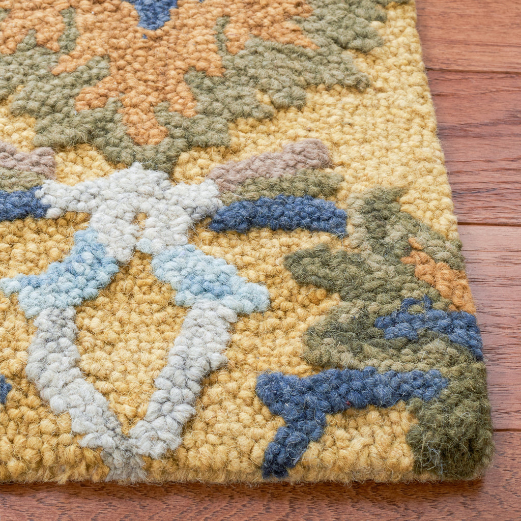 SAFAVIEH, Handmade Marietje Blossom French Country Wool Area Rug