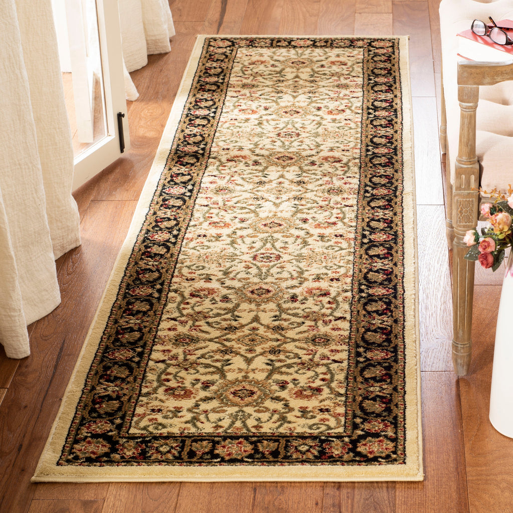 SAFAVIEH, Lyndhurst Marsha Traditional Area Rug