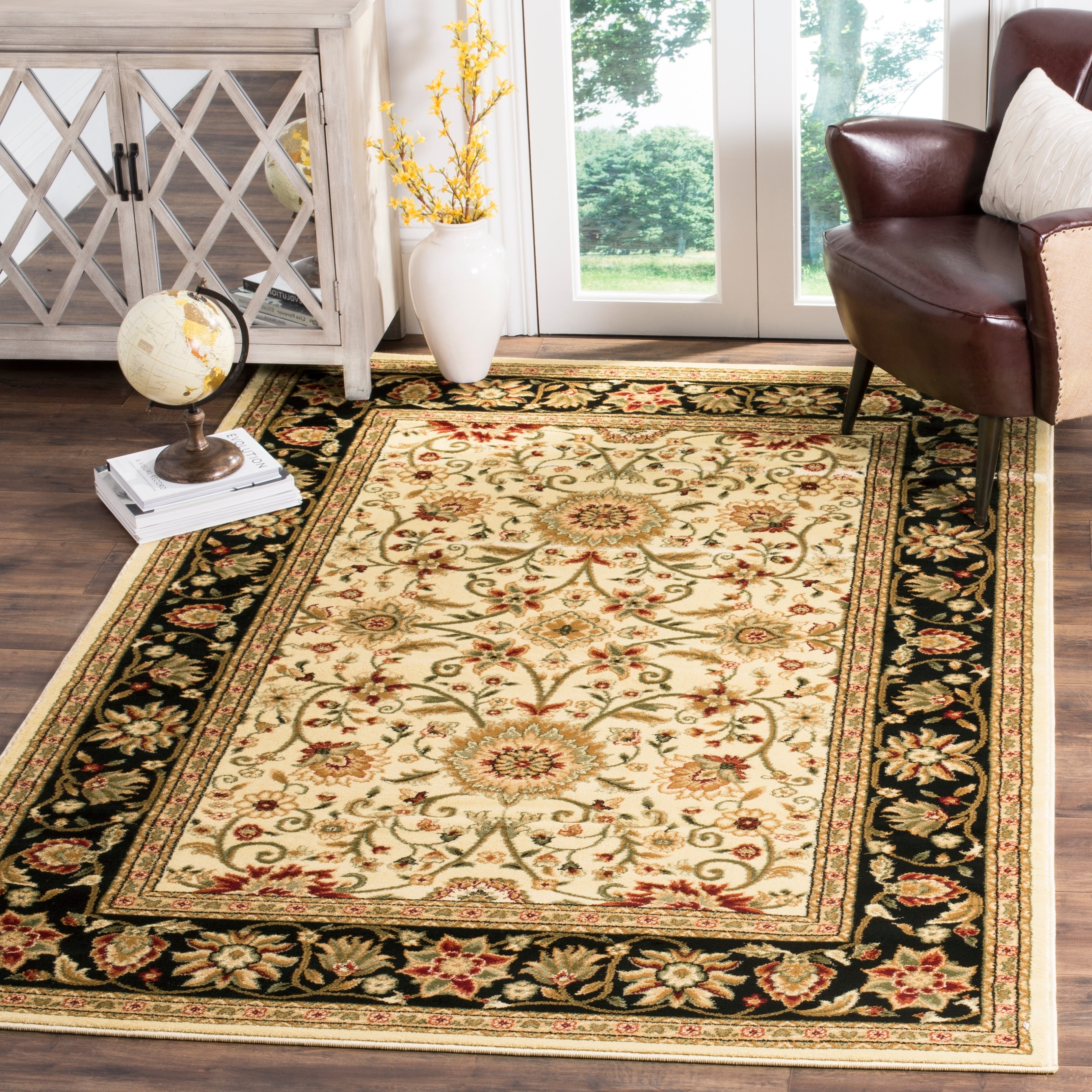 SAFAVIEH, Lyndhurst Marsha Traditional Area Rug