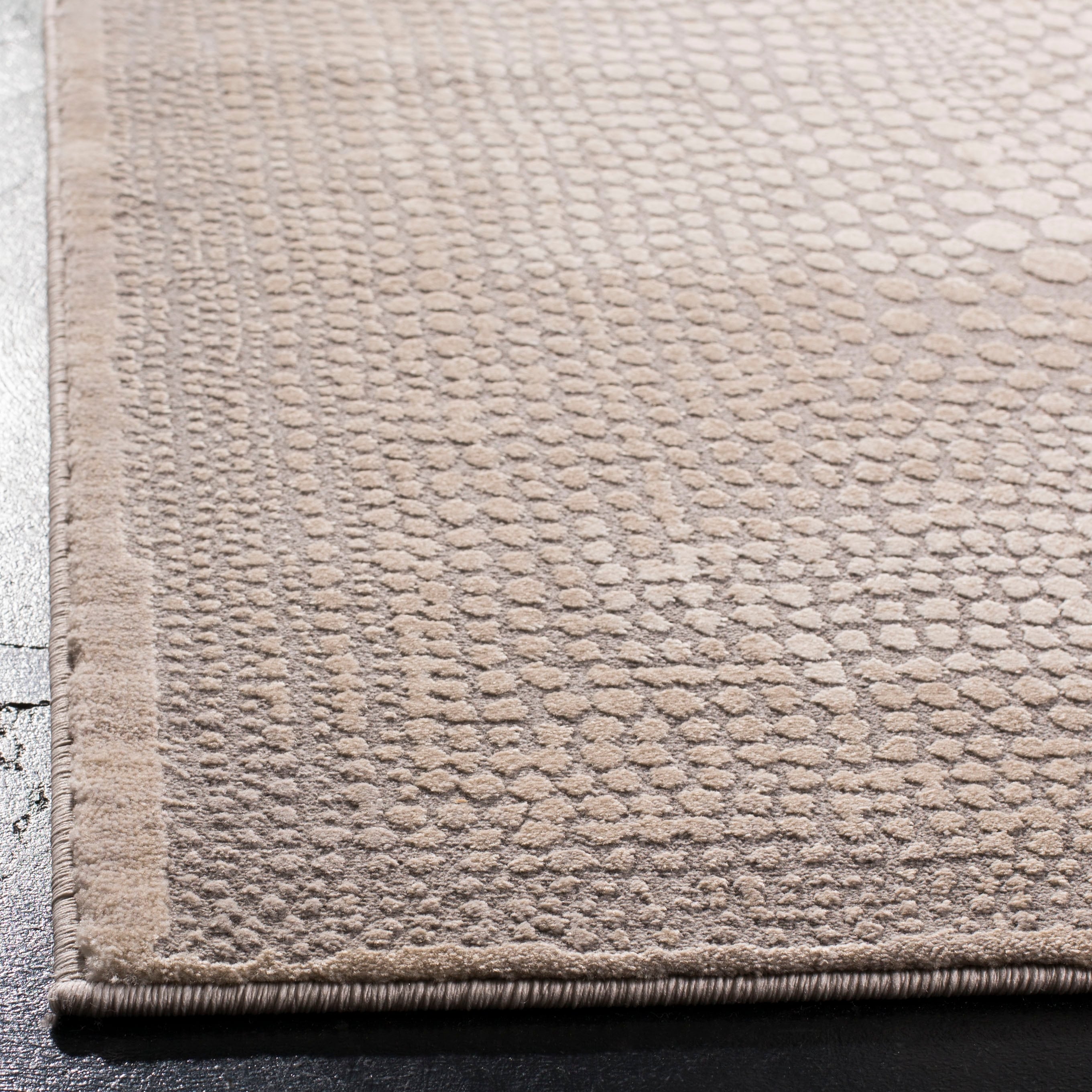 SAFAVIEH, Meadow Audry Modern Abstract Rug