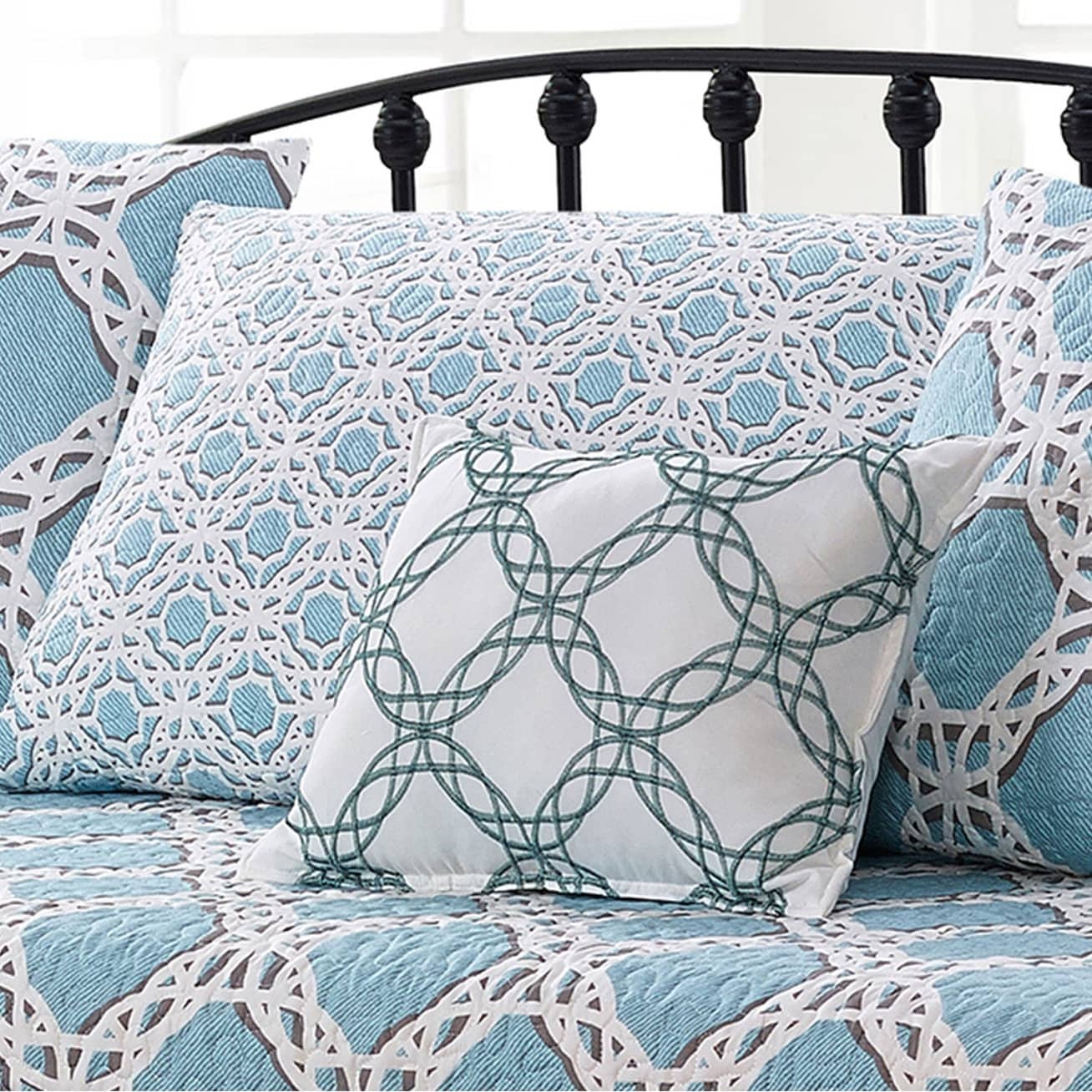 Serenta 6 Piece Cotton Blend Daybed Bedspread Coverlet Set - 75 x 39