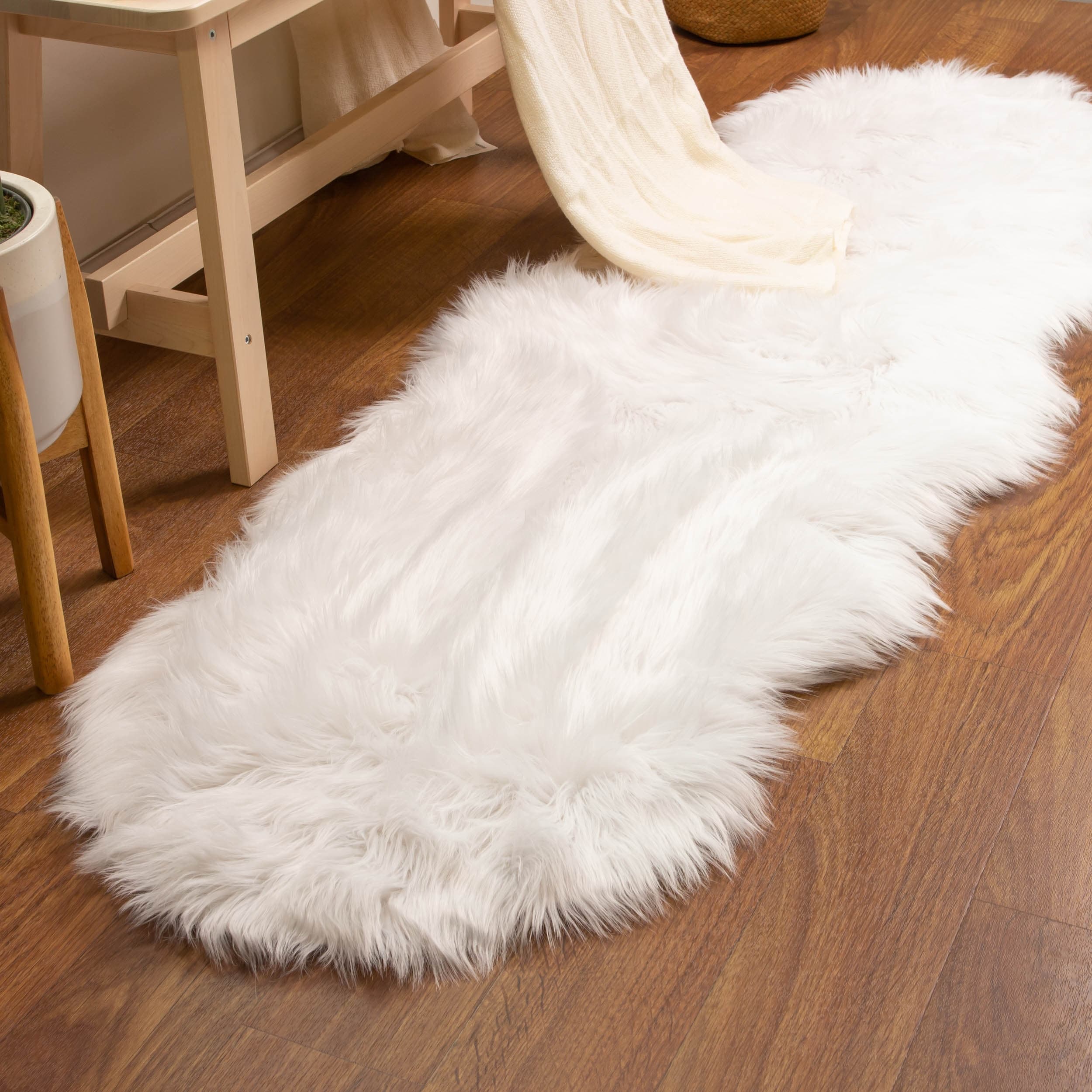 Silver Orchid Parrott Faux Fur Sheepskin Area Rug