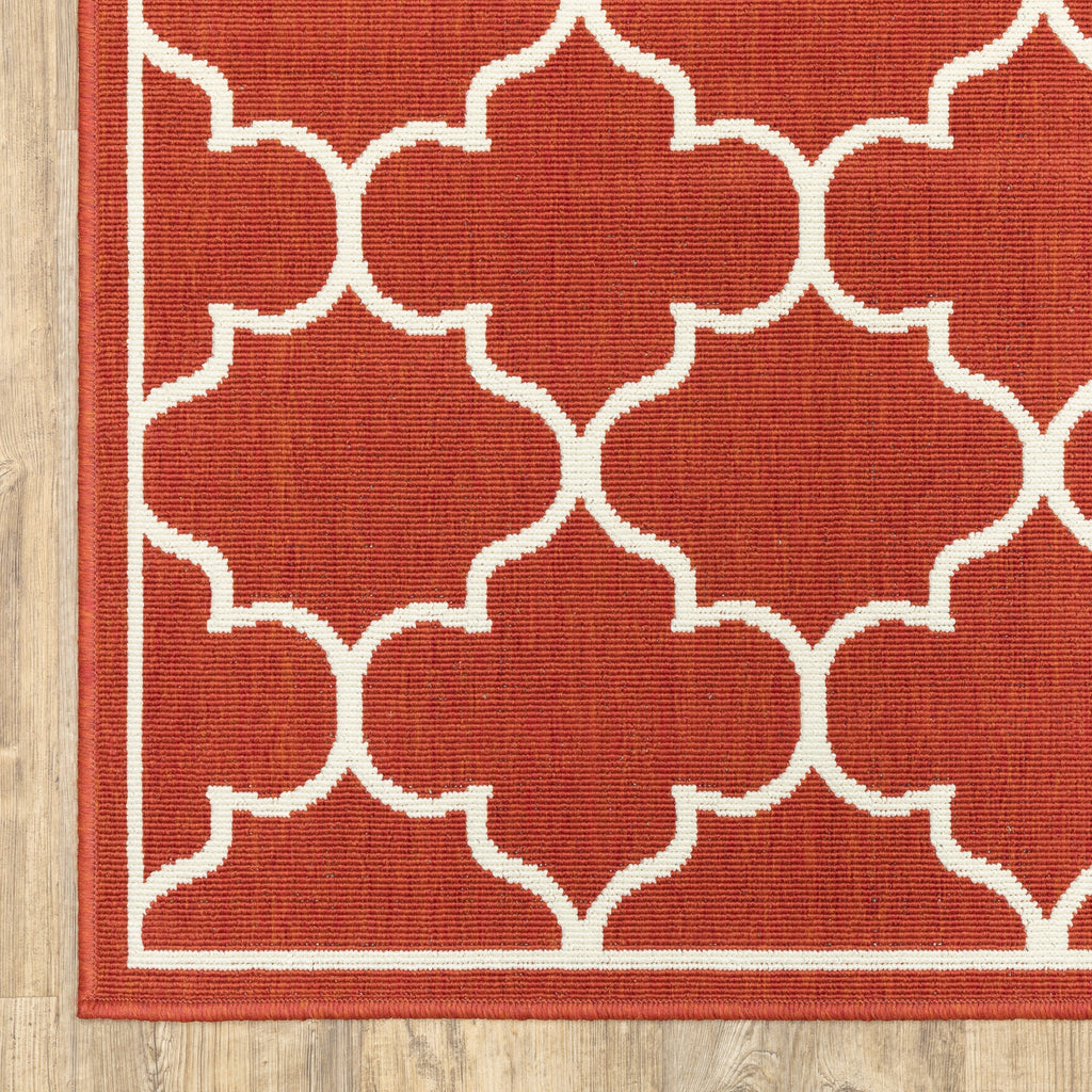 Vista Home Martinique Off-White/Brick Red Lattice Indoor/Outdoor Rug.