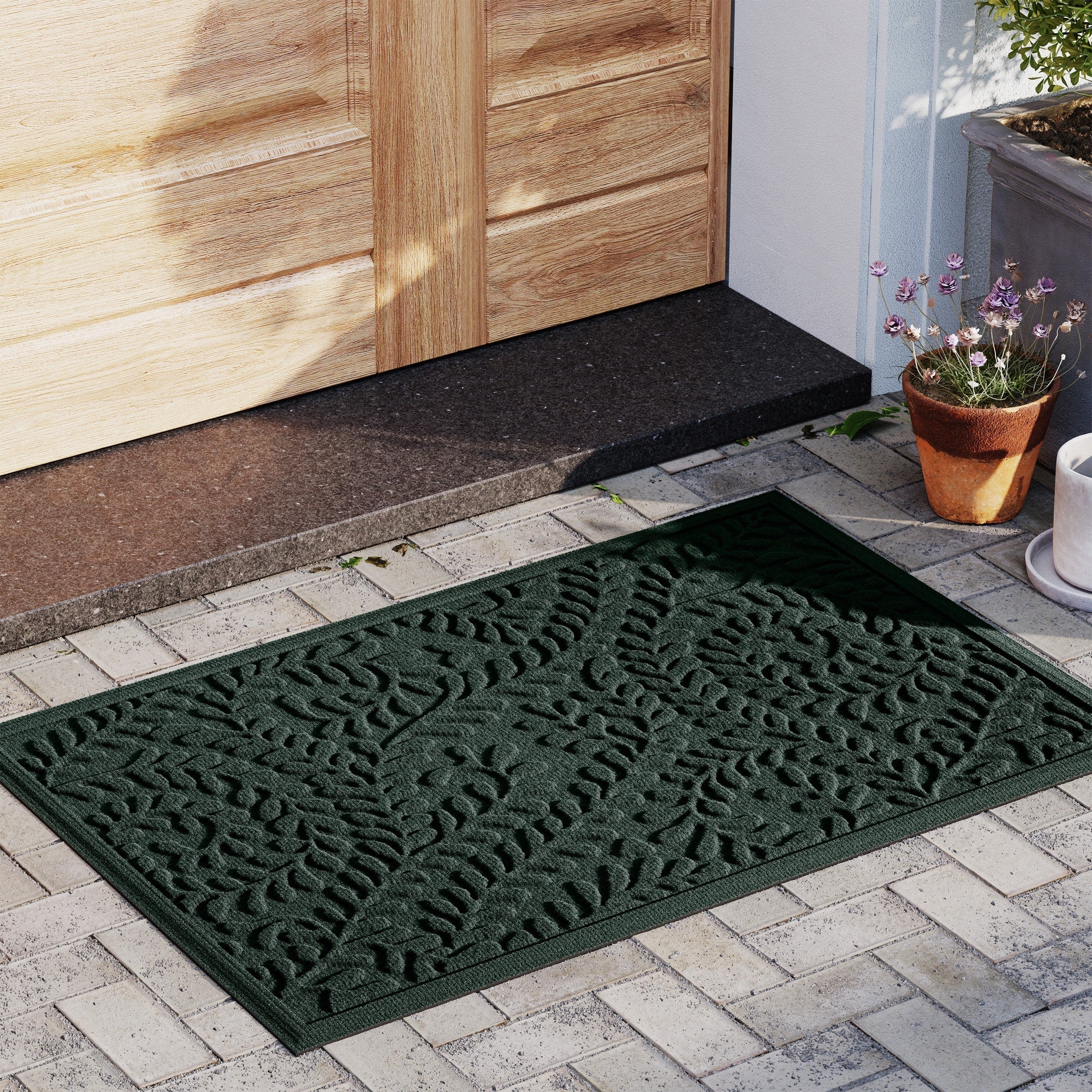 WaterHog Boxwood Indoor Outdoor Door Mat