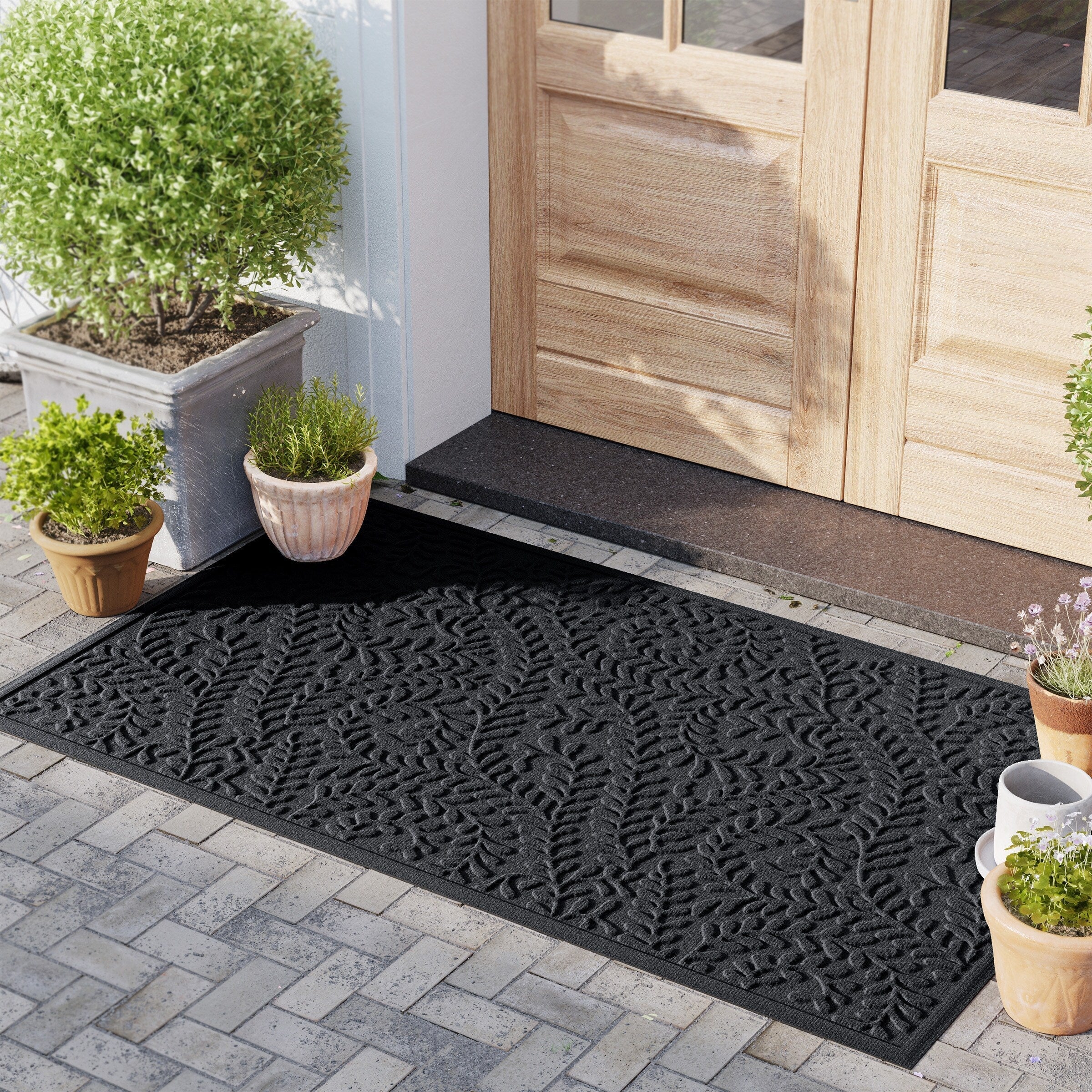 WaterHog Boxwood Indoor Outdoor Door Mat