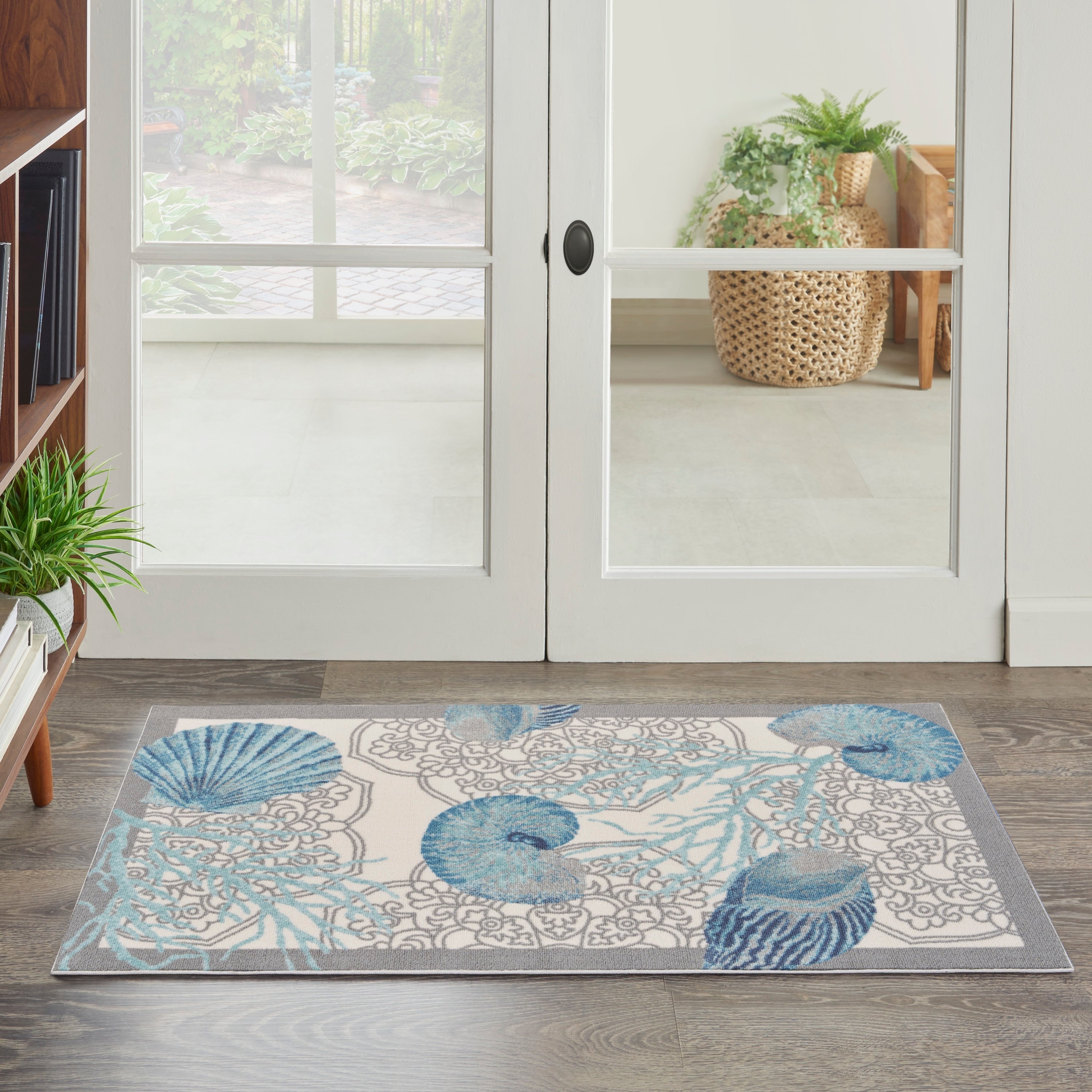 Waverly Sun & Shade Shore Thing Tropical Sea Shell Floral Indoor Outdoor Area Rug